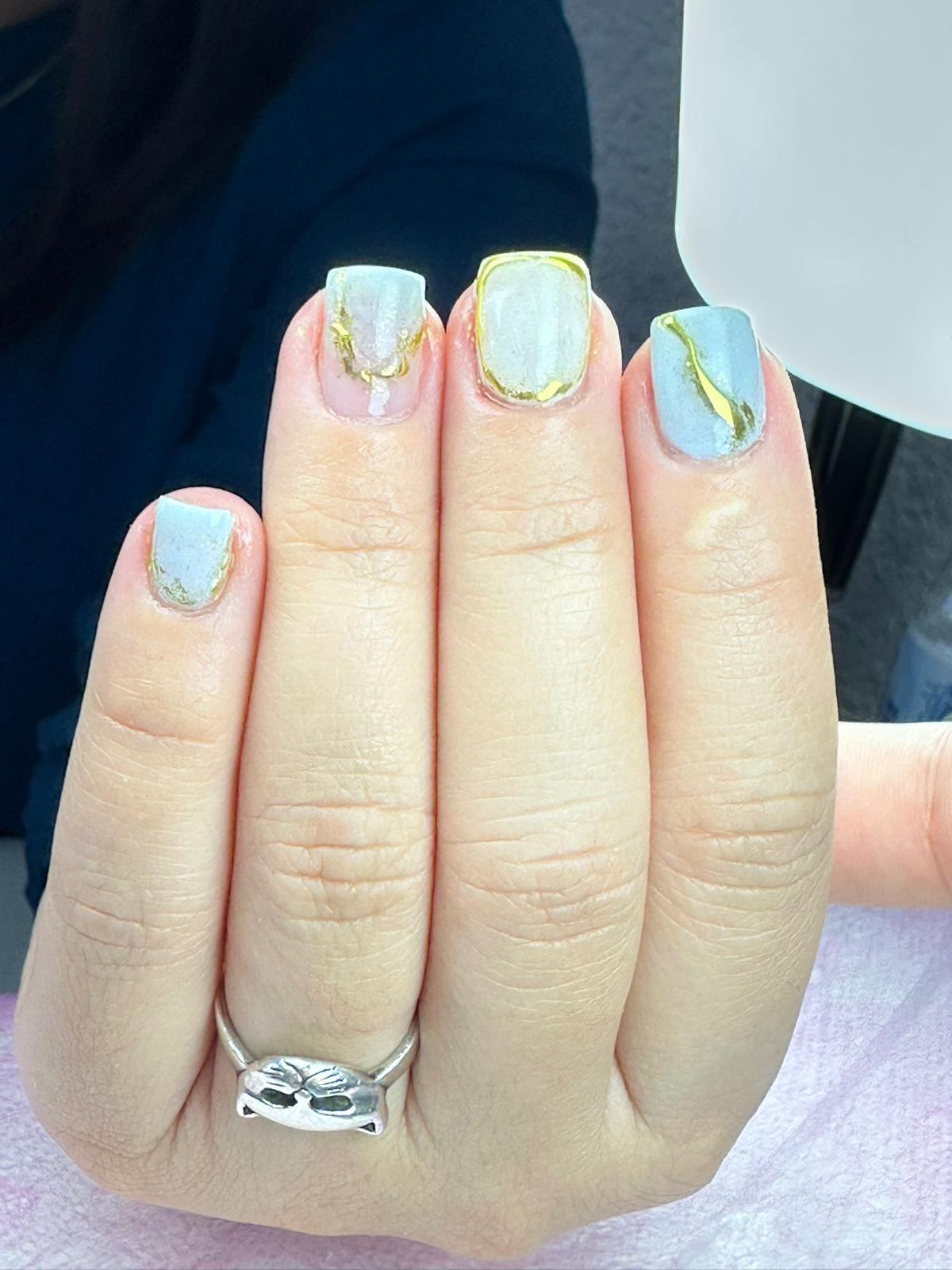Manicure & Pedicure