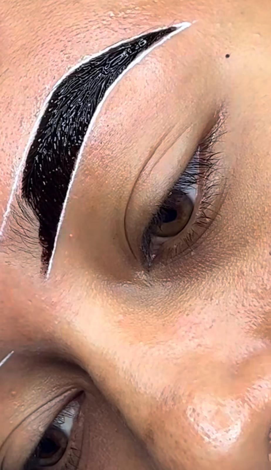 Eyebrow Styling and Tinting